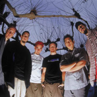 Фото Последний в этом году концерт Linkin Park отменен из-за операции фронтмена
