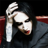 Фото Marilyn Manson пугает больше, чем Lady Gaga