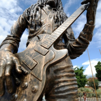 Фото Российский скульптор откроет памятник Бобу Марли на Ямайке