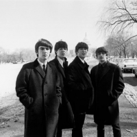 Фото Альбом с автографами The Beatles продан на аукционе за 24 тысячи долларов
