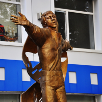 Фото В Одессе открыт памятник Владимиру Высоцкому