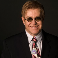 Фото Elton John проиграл дело о клевете 