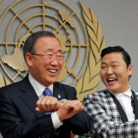 Фото Генсек ООН станцевал танец рэпера PSY Gangnam Style  