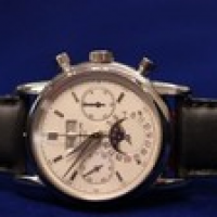 Фото Наручные часы Eric Clapton проданы на аукционе в Женеве за 3,6 млн долларов