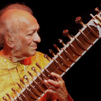 Фото Легендарный индийский музыкант Рави Шанкар скончался в США