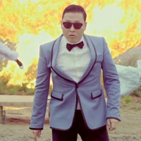 Фото “Gangnam Style” набрал миллиард просмотров на “YouTube”