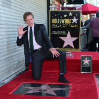 Фото Хью Лори получил звезду на голливудской Аллее славы