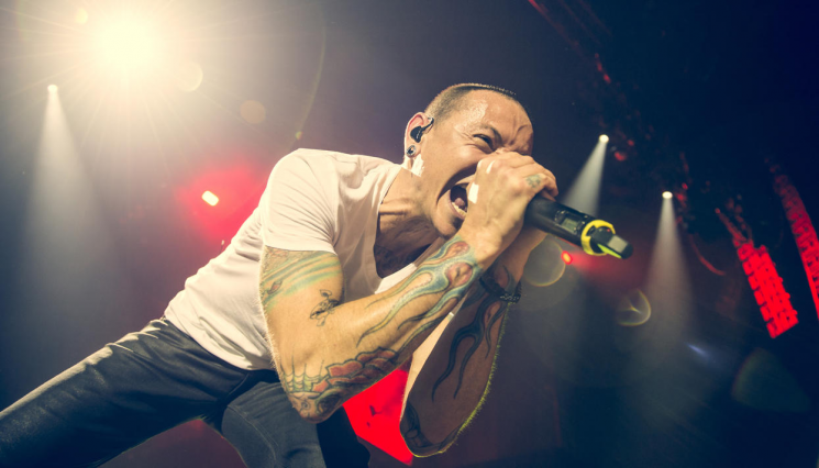 Фото Linkin Park выпустили клип в память о Честере Беннингтоне